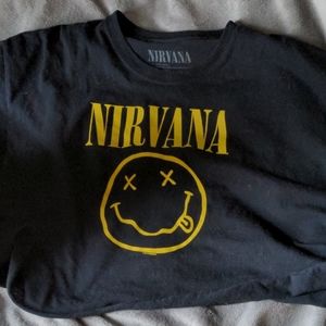 Nirvana short sleeve crop top